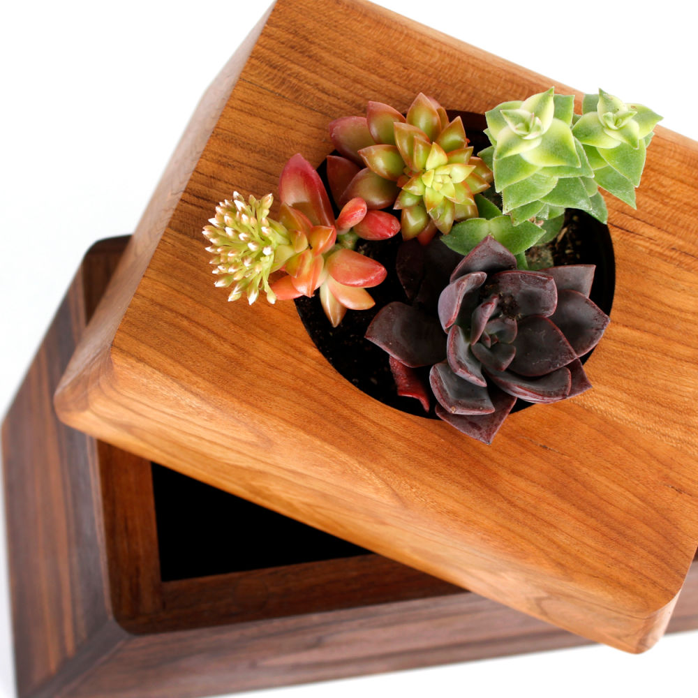 The Living Urn Planter™ - Akers James